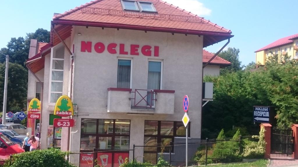 Noclegi Helvet Устшики Долне Екстериор снимка